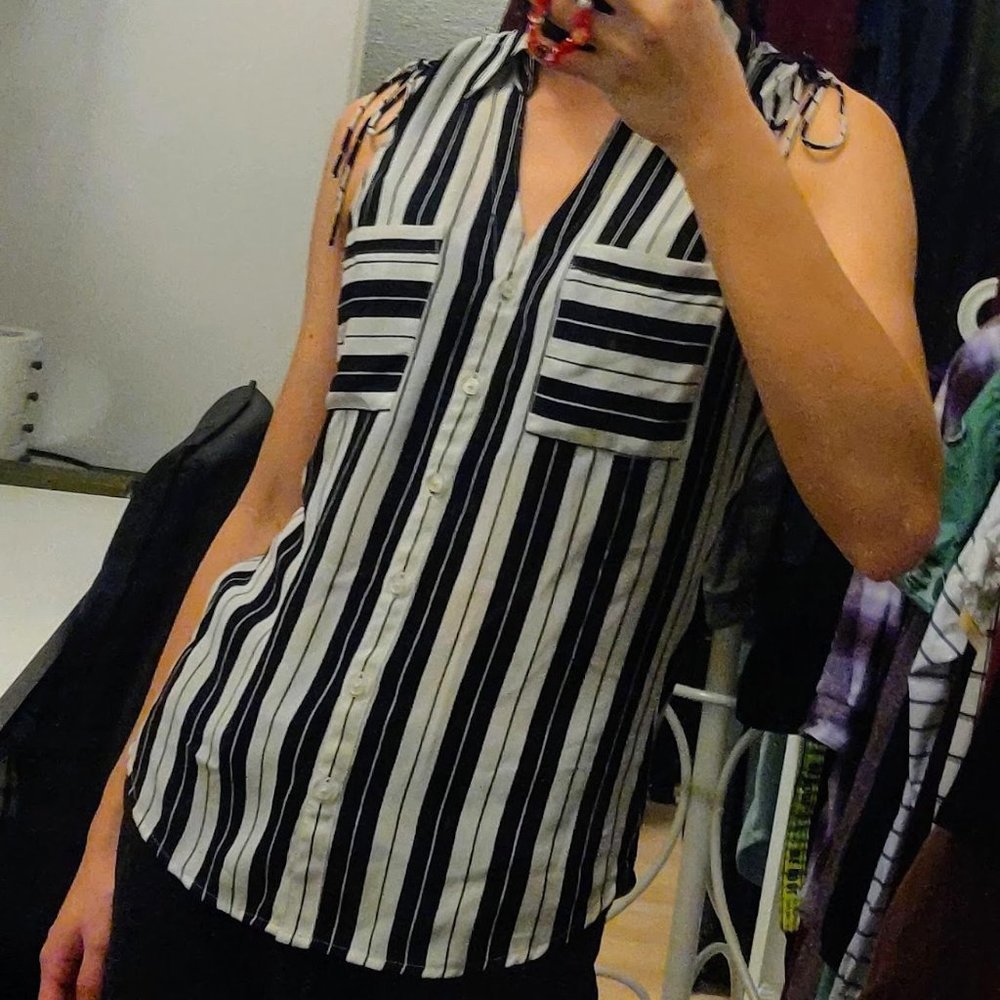 Express Striped Sleeveless Blouse, Size XS (Slim)